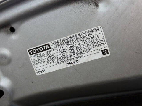 2022 Toyota Sienna LE 8-Passenger