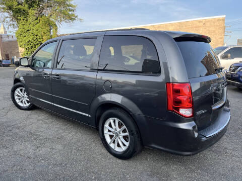 2016 Dodge Grand Caravan SXT Plus