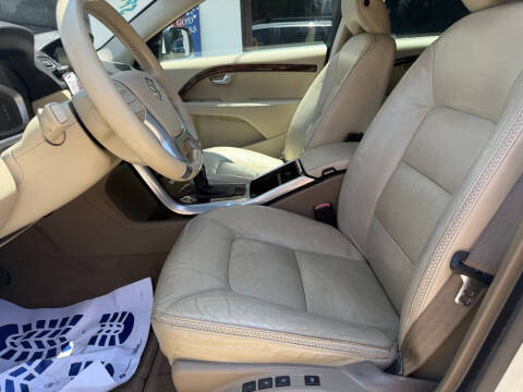 2015 Volvo XC70 T5 Drive-E Premier Plus