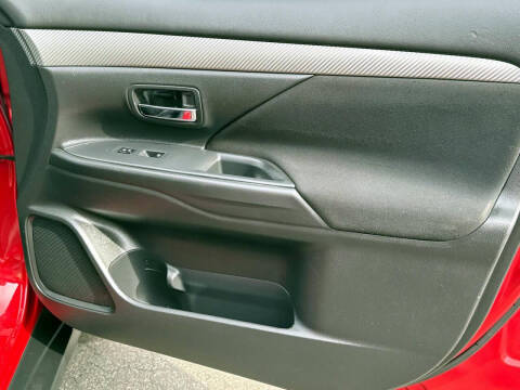 2018 Mitsubishi Outlander ES