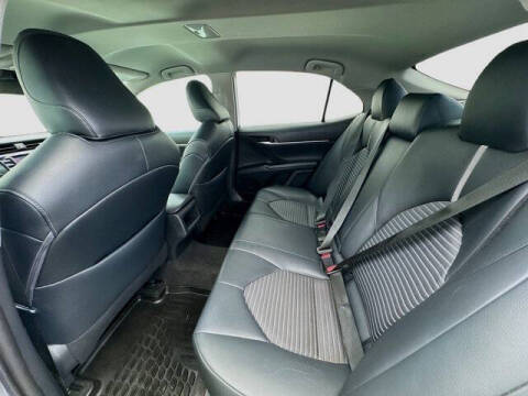 2019 Toyota Camry SE