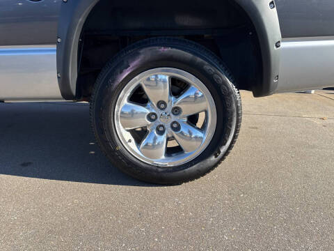 2004 Dodge Ram 1500 SLT