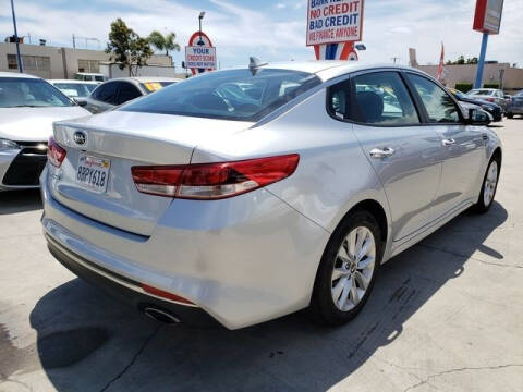 2017 Kia Optima LX