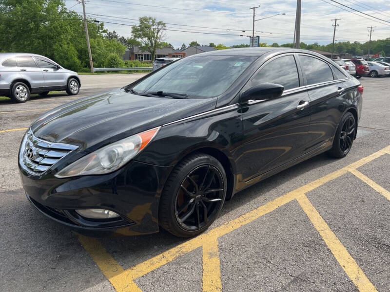 2011 Hyundai Sonata for sale at Lakeshore Auto Wholesalers in Amherst OH