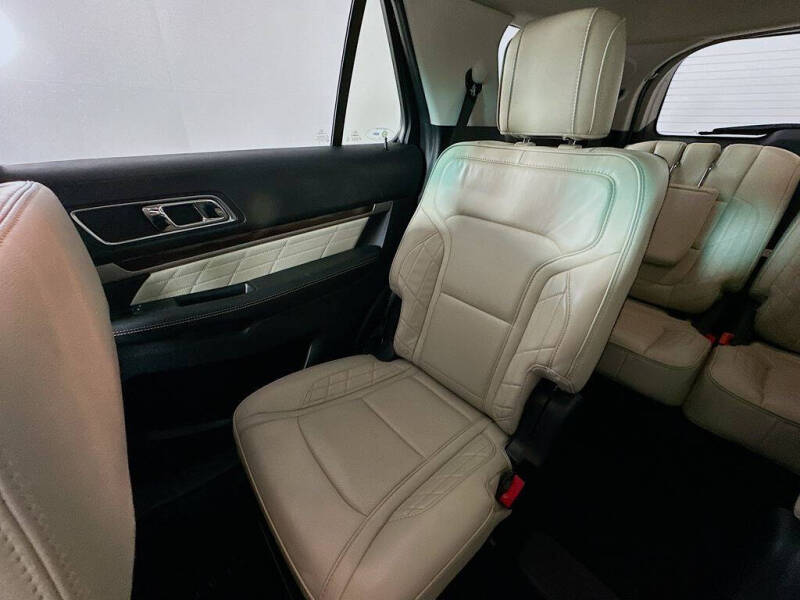 2016 Ford Explorer Platinum