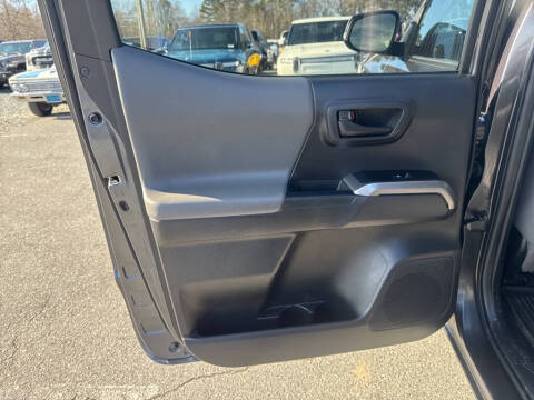 2022 Toyota Tacoma SR5 V6