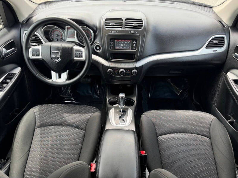 2019 Dodge Journey SE