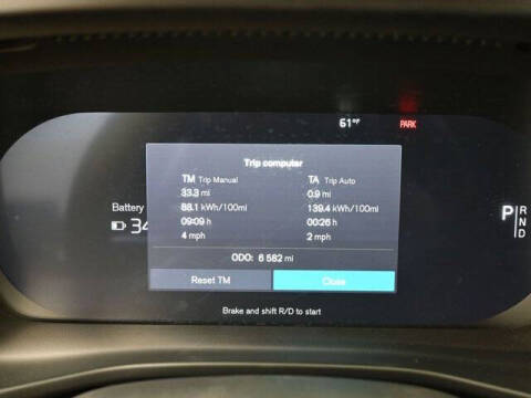 2025 Volvo EX40 Twin Core