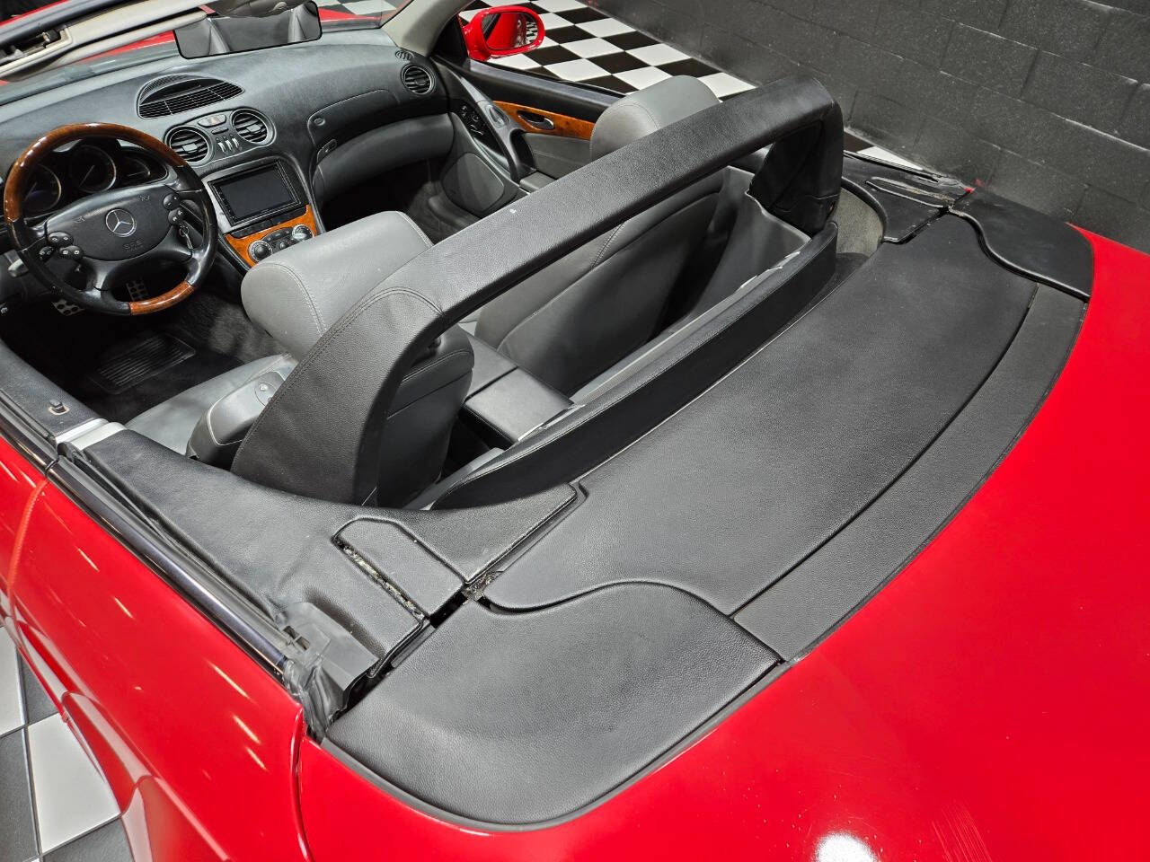 2003 Mercedes-Benz SL-Class 23