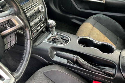 2016 Ford Mustang V6