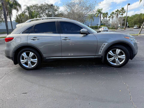 2010 Infiniti FX35