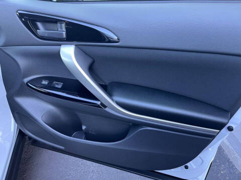 2025 Mitsubishi Eclipse Cross LE