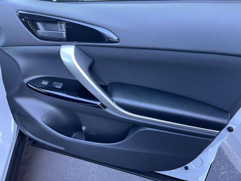 2025 Mitsubishi Eclipse Cross LE