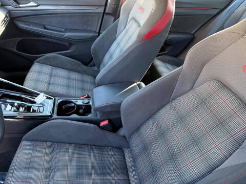 2024 Volkswagen Golf GTI S