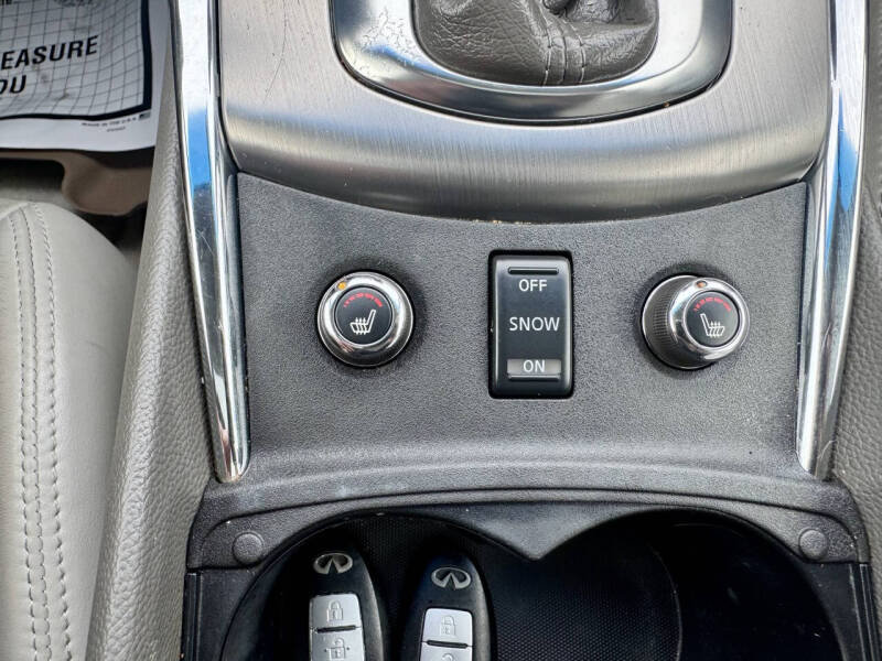 2011 Infiniti G37 Sedan x