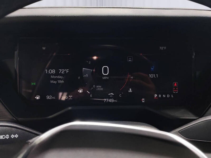 2024 GMC Acadia Elevation