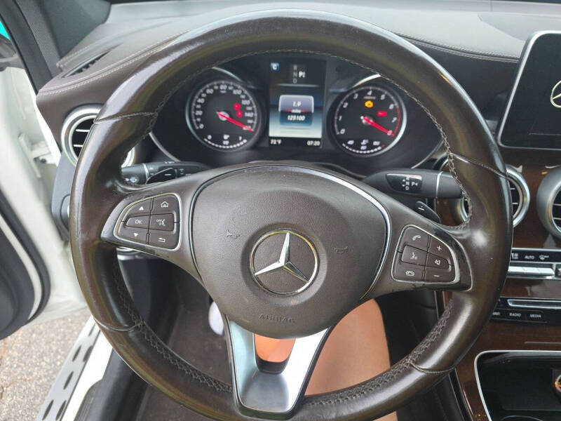 2017 Mercedes-Benz GLC GLC 300