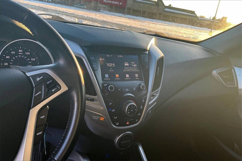 2017 Hyundai Veloster