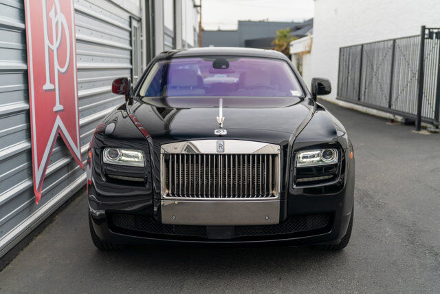 2010 Rolls-Royce Ghost 54