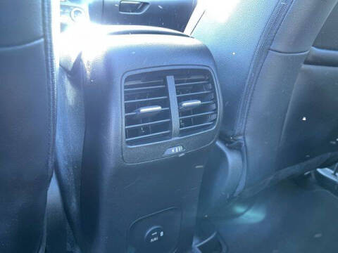 2022 Ford Escape Hybrid Titanium