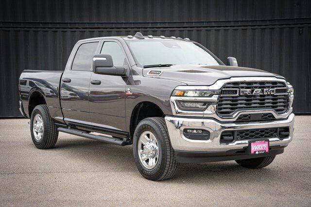 2025 RAM Ram 3500 Pickup Tradesman's photo