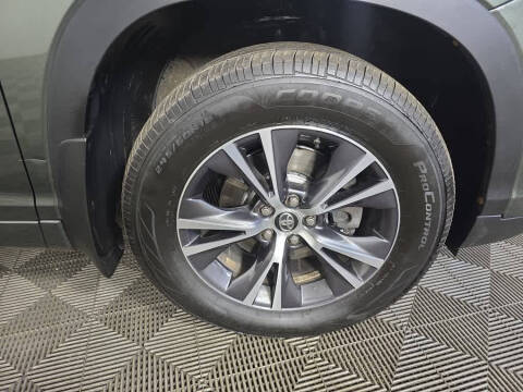 2018 Toyota Highlander LE Plus