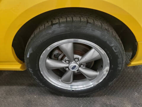 2005 Ford Mustang GT Premium