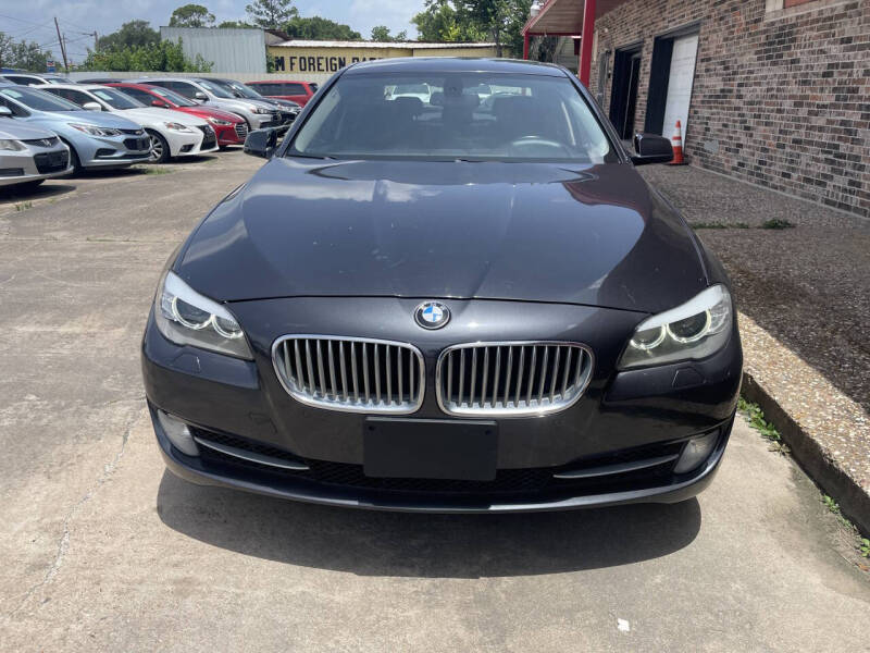 2011 BMW 5 Series 550i