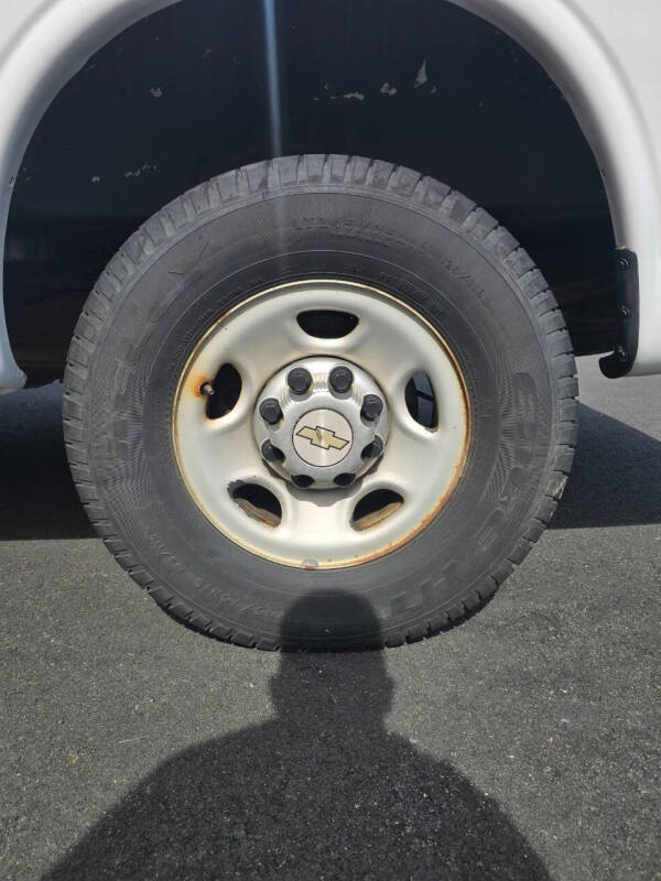 2011 Chevrolet Express 2500