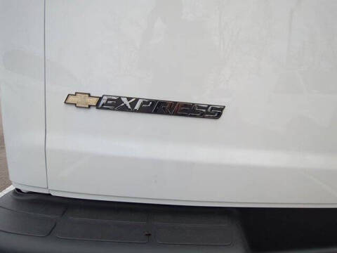 2025 Chevrolet Express 2500
