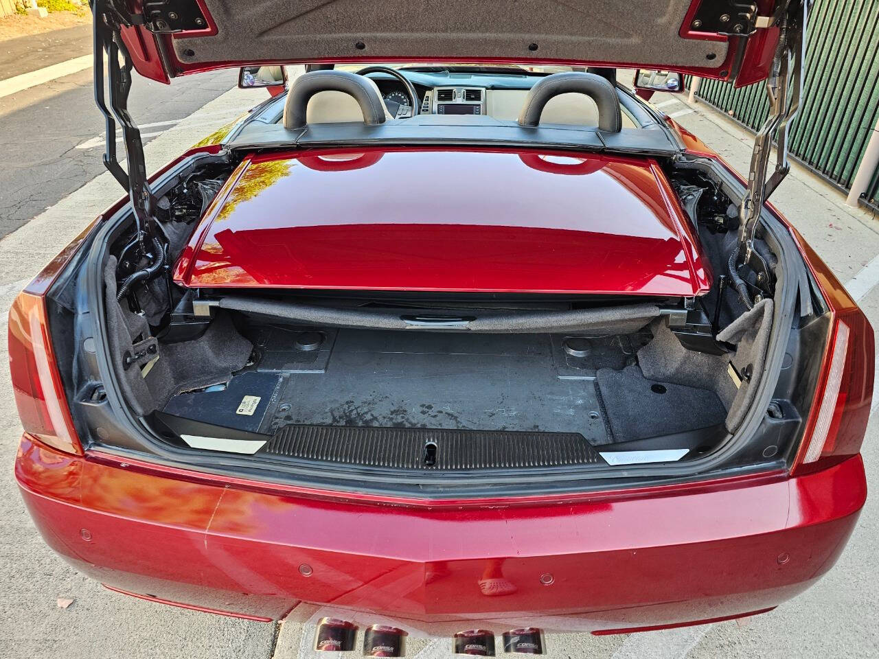 2006 Cadillac XLR-V 34