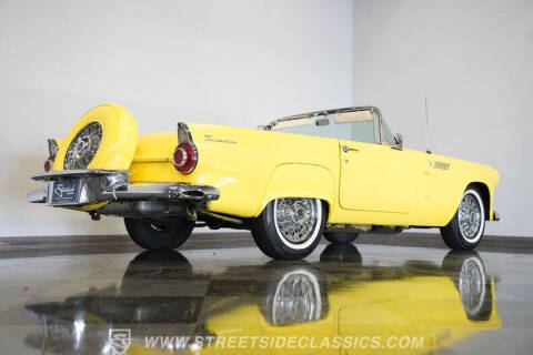 1956 Ford Thunderbird