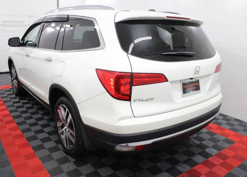 2017 Honda Pilot Elite