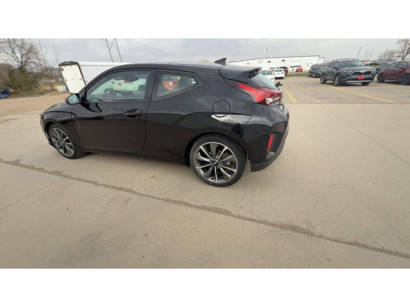 2020 Hyundai Veloster