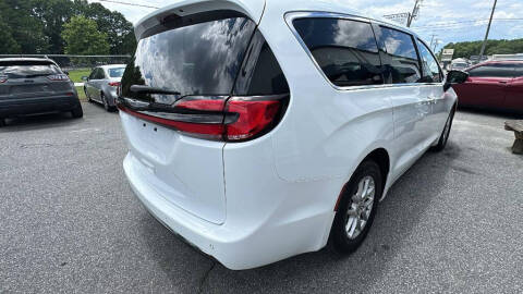 2024 Chrysler Pacifica Touring L