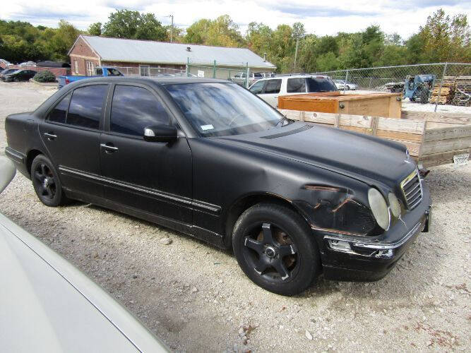 2000 Mercedes-Benz E-Class