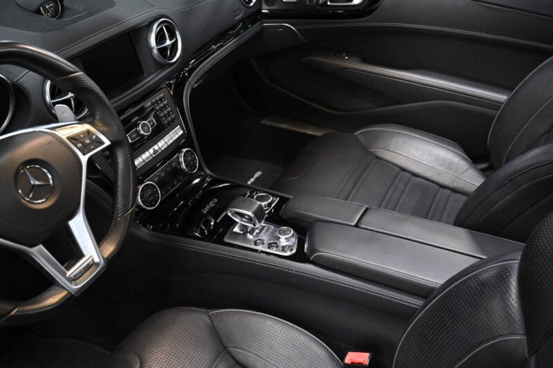 2015 Mercedes-Benz SL-Class SL 63 AMG