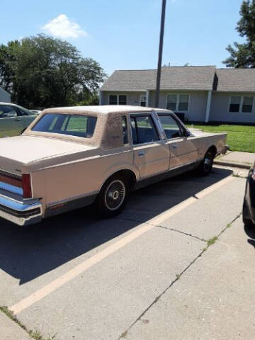 1984 Lincoln Town Car
