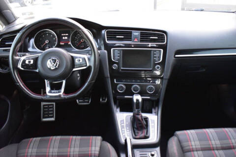 2017 Volkswagen Golf GTI S