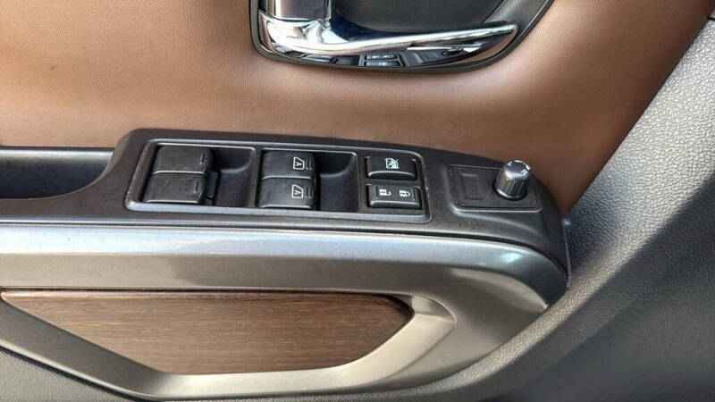 2019 Nissan Titan XD Platinum Reserve