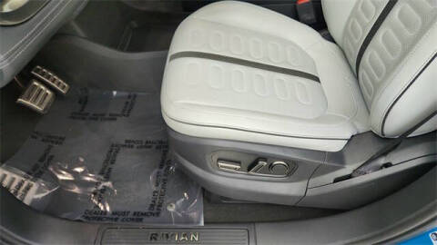 2024 Rivian R1S Launch Edition