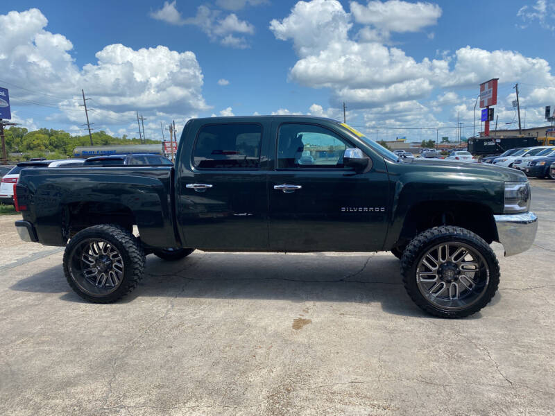 2013 Chevrolet Silverado 1500 for sale at Taylor Trading Co in Beaumont TX