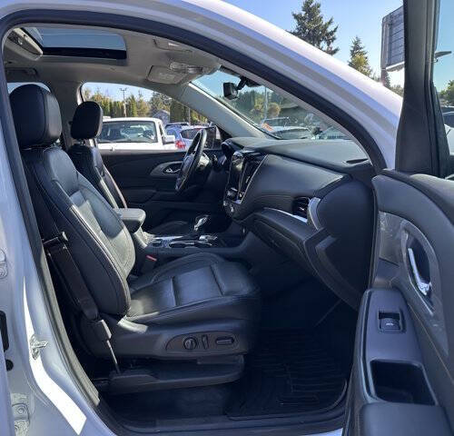 2021 Chevrolet Traverse RS