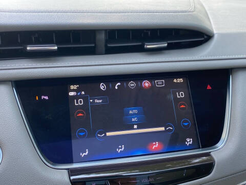 2018 Cadillac XT5 Luxury