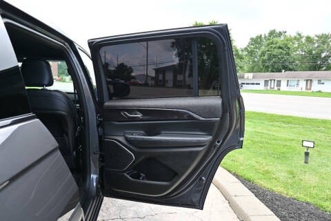 2022 Jeep Grand Cherokee L Altitude