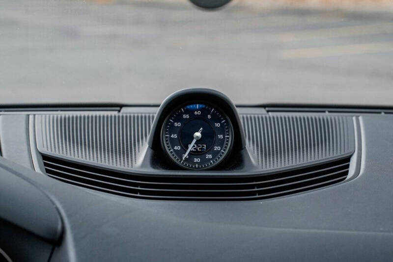 2023 Porsche Taycan Turbo