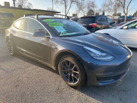 2020 Tesla Model 3 Standard Range Plus