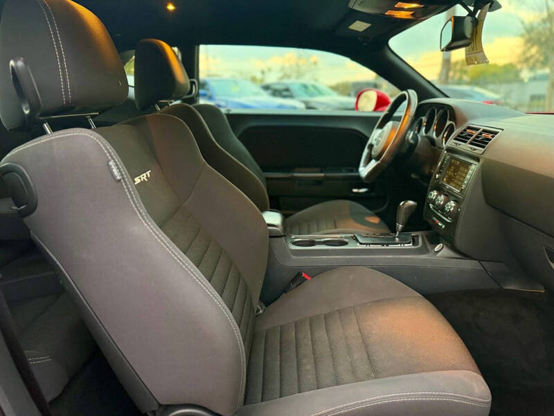 2014 Dodge Challenger SRT8 Core