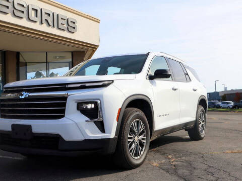 2024 Chevrolet Traverse LT