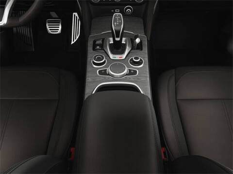 2025 Alfa Romeo Stelvio